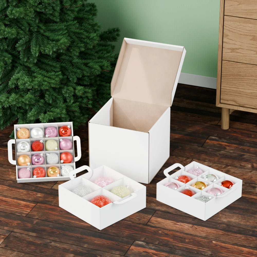 Weihnachtskugeln vonm groß bis klein in einer Box verstaut - unsere Max-Box