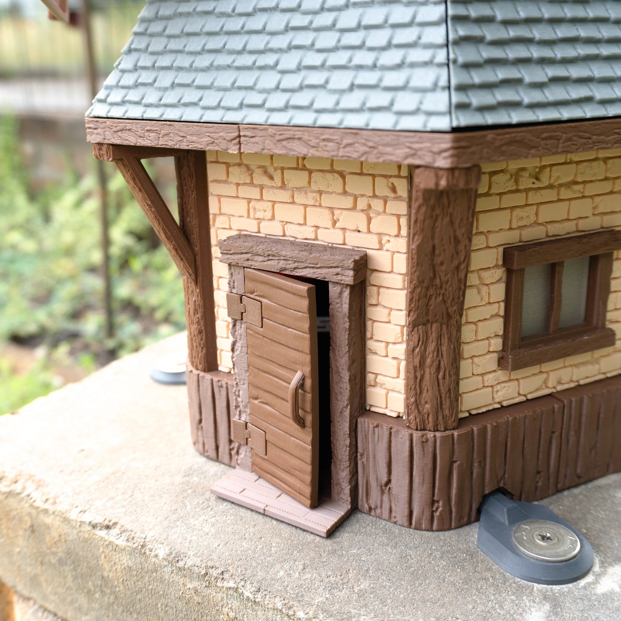 Jutland Mill Colding 3D-Druck Modellbausatz - Detailliertes Miniaturhaus mit Backsteinfassade und grauem Dach