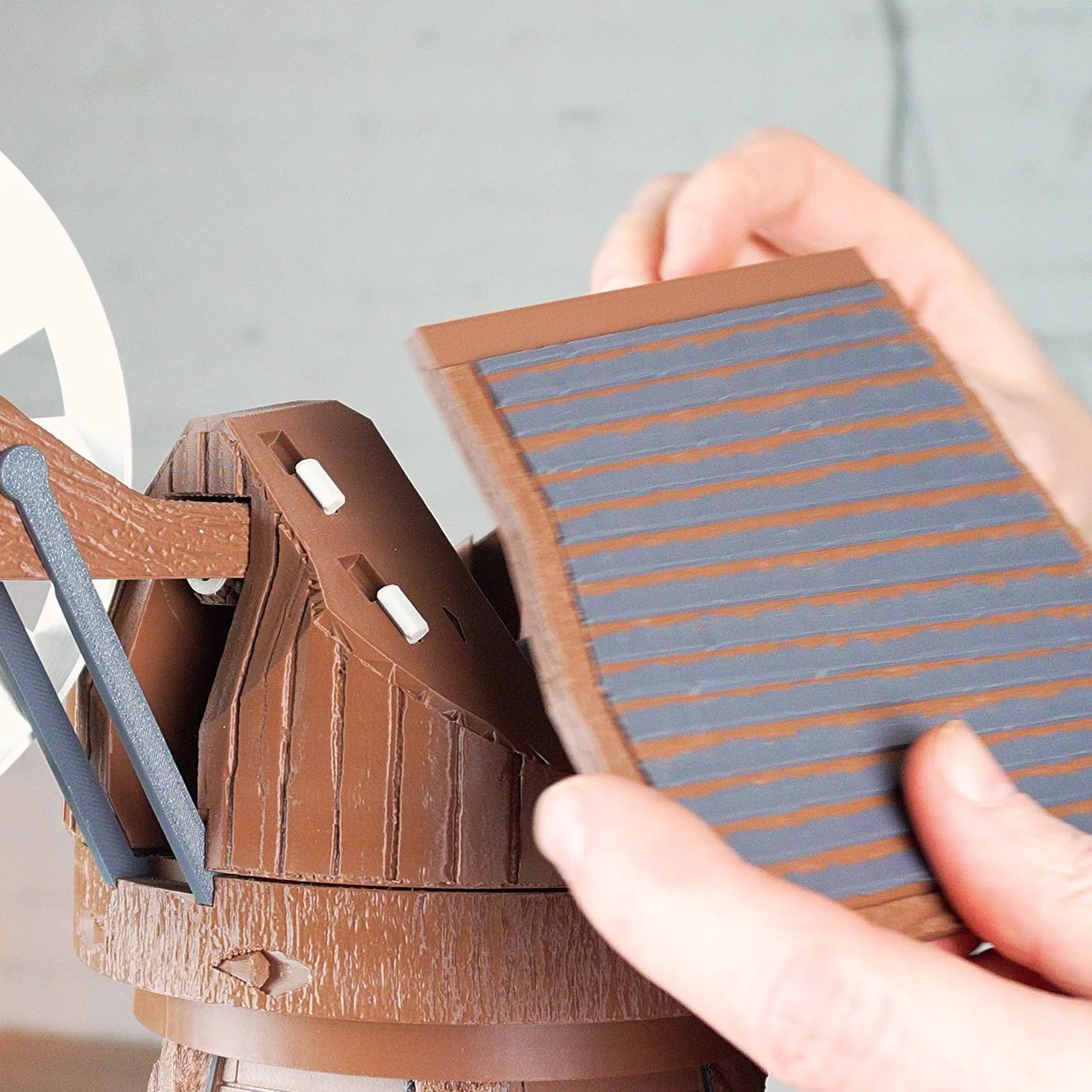Jutland Mill Aarhus 3D-Druckmodell - Holzmühle mit Solarmodul und Antriebsmechanismus